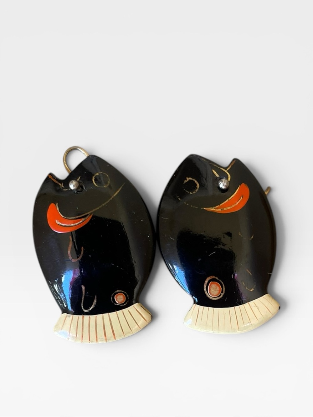 VTG 80s Handcarved Wood Black Orange Tropical Fish Pierced Earrings